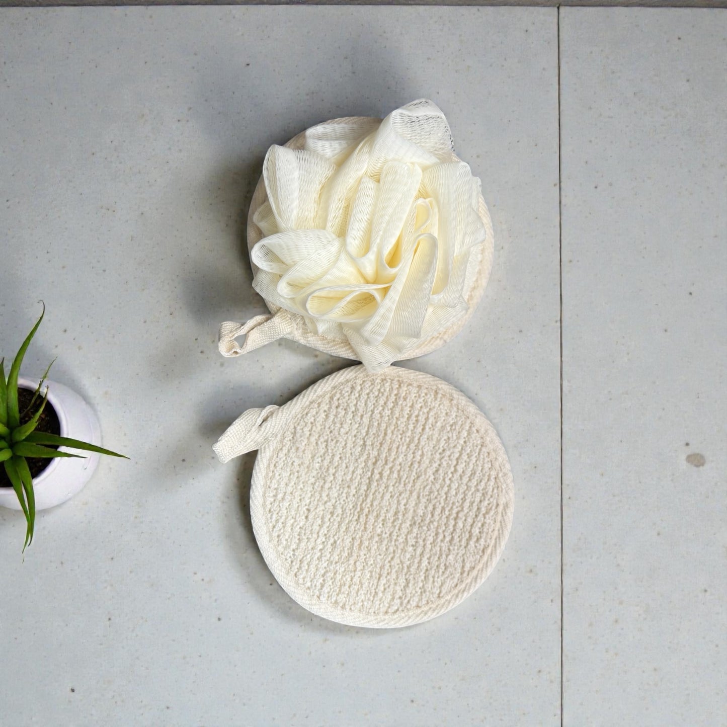 Loofah pad / exfoliating pad